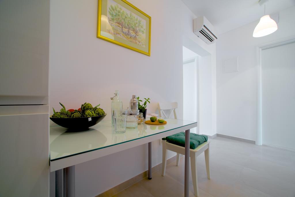 Luxe 3Br Apartment Split Room photo
