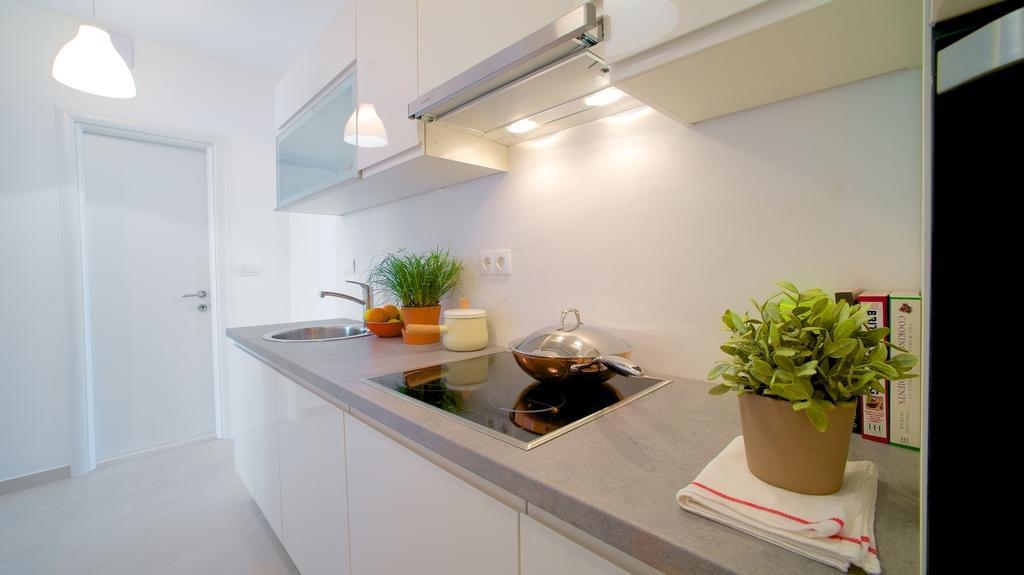 Luxe 3Br Apartment Split Room photo